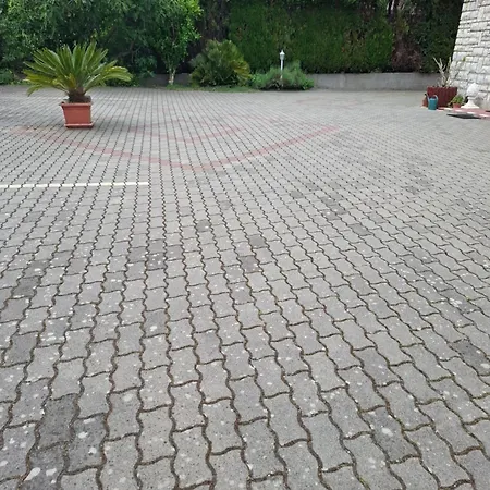Kata Vendeghaz 3*